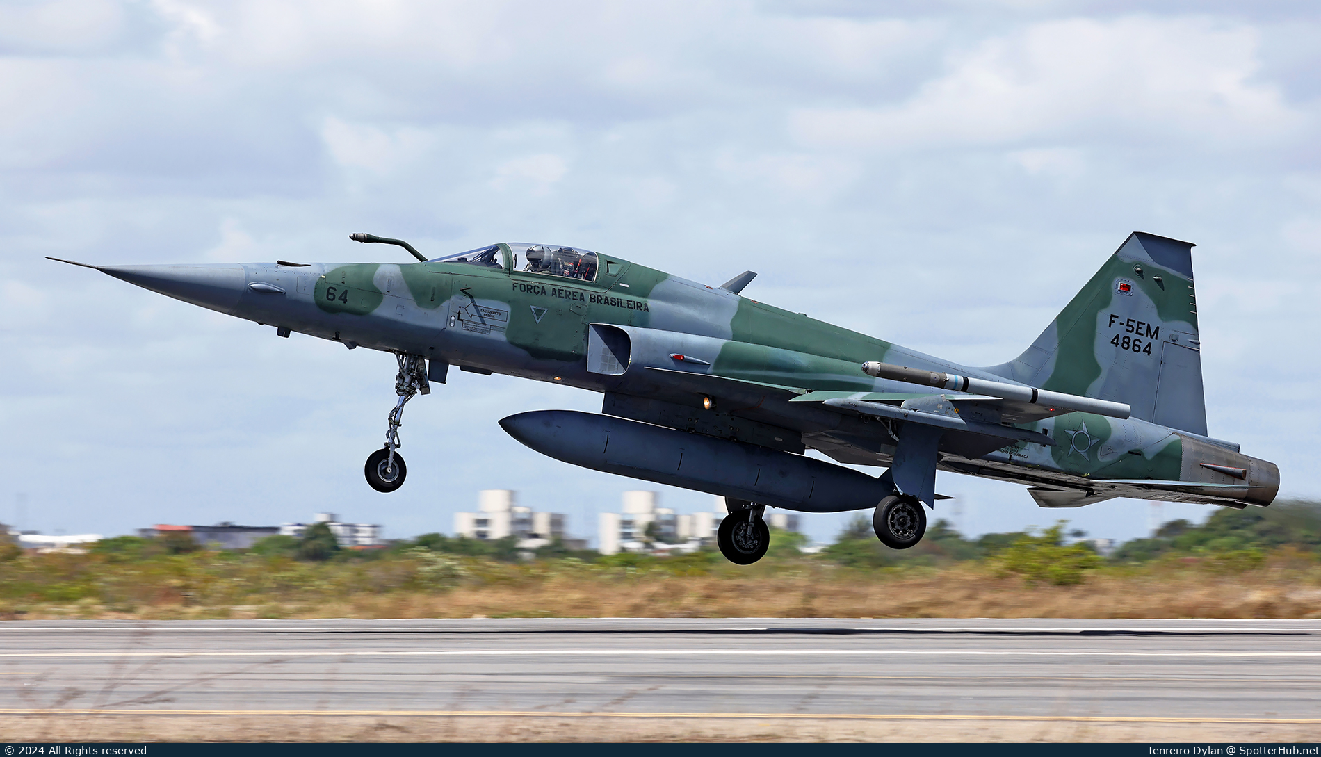 Photo of FAB4864 - Northrop F-5EM Tiger II operated by Brazilian Air Force