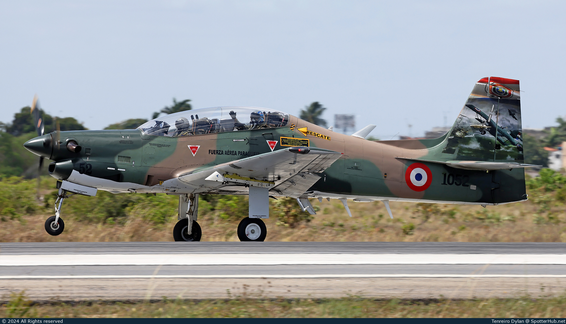Photo of 1052 - Embraer AT-27 Tucano operated by Paraguayan Air Force