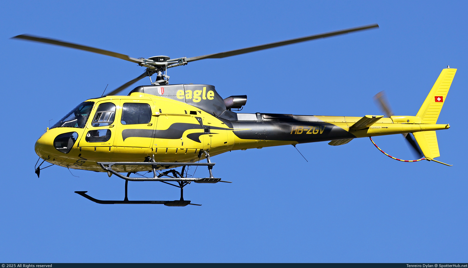 Photo of HB-ZGV - Eurocopter AS350B3 Écureuil operated by Eagle Valais (opb Swift Copters)