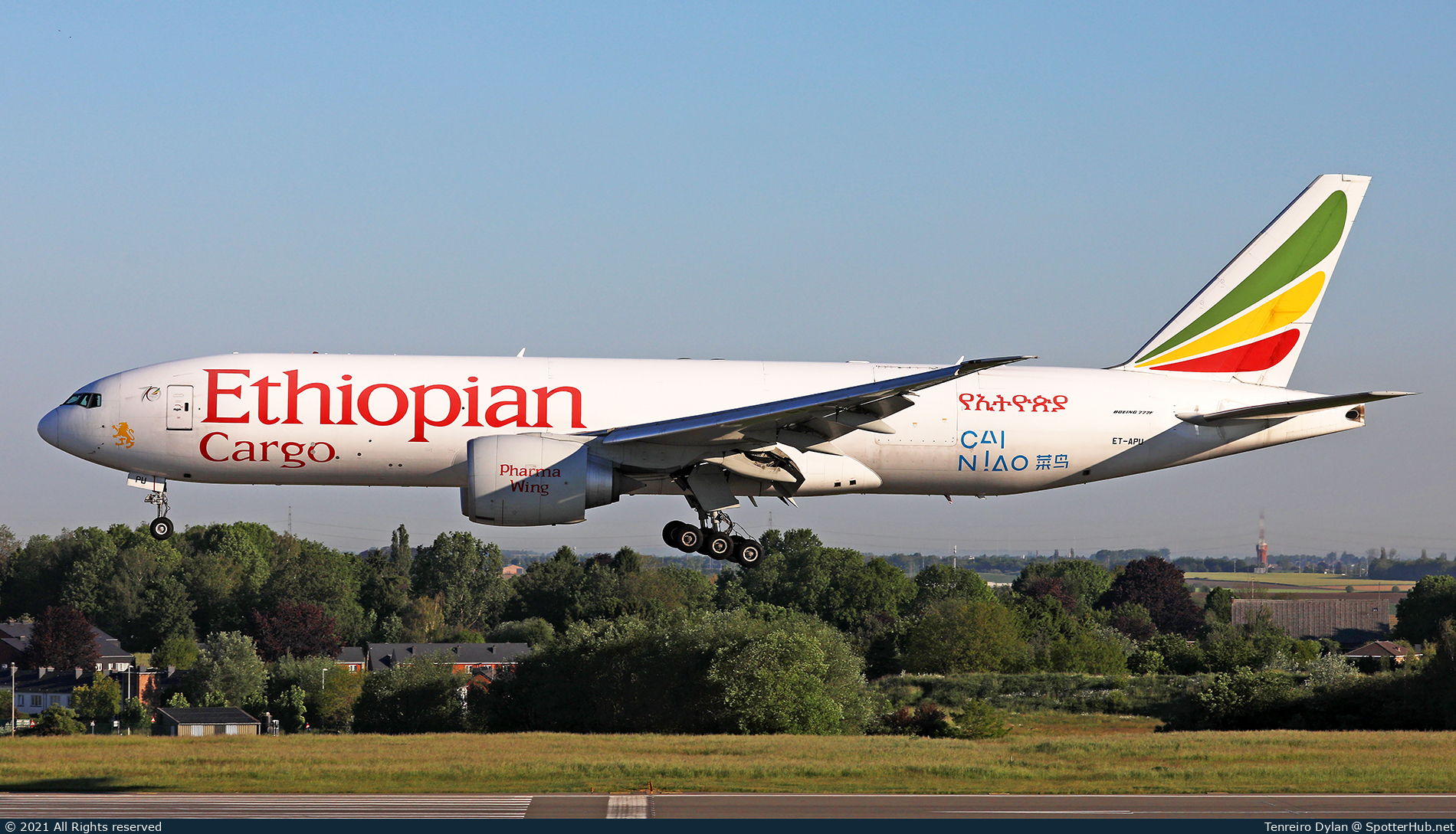 Photo of ET-APU - Boeing 777-F6N operated by Ethiopian Airlines Cargo