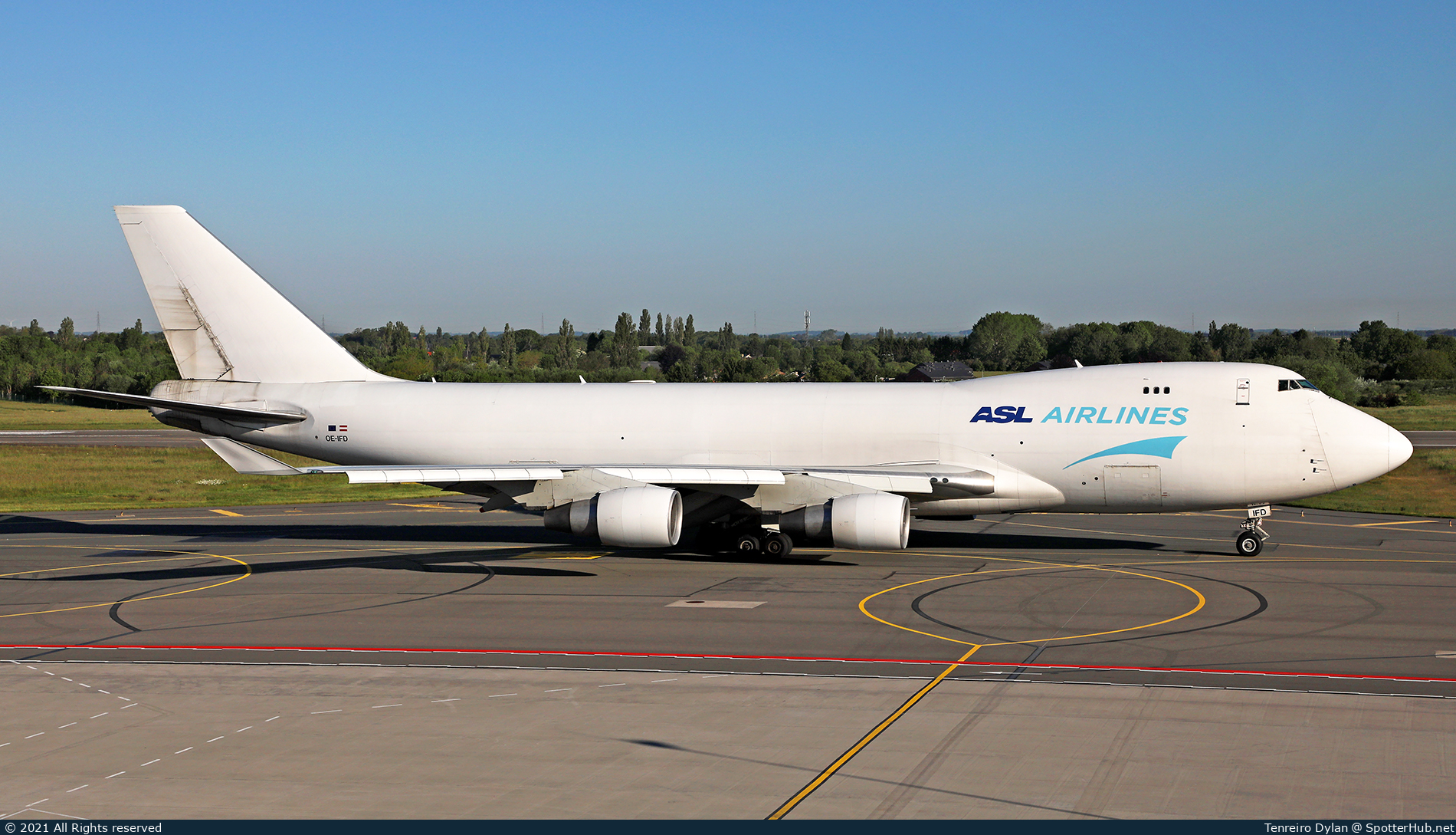 Photo of OE-IFD - Boeing 747-4B5F(ER) operated by ASL Airlines Belgium