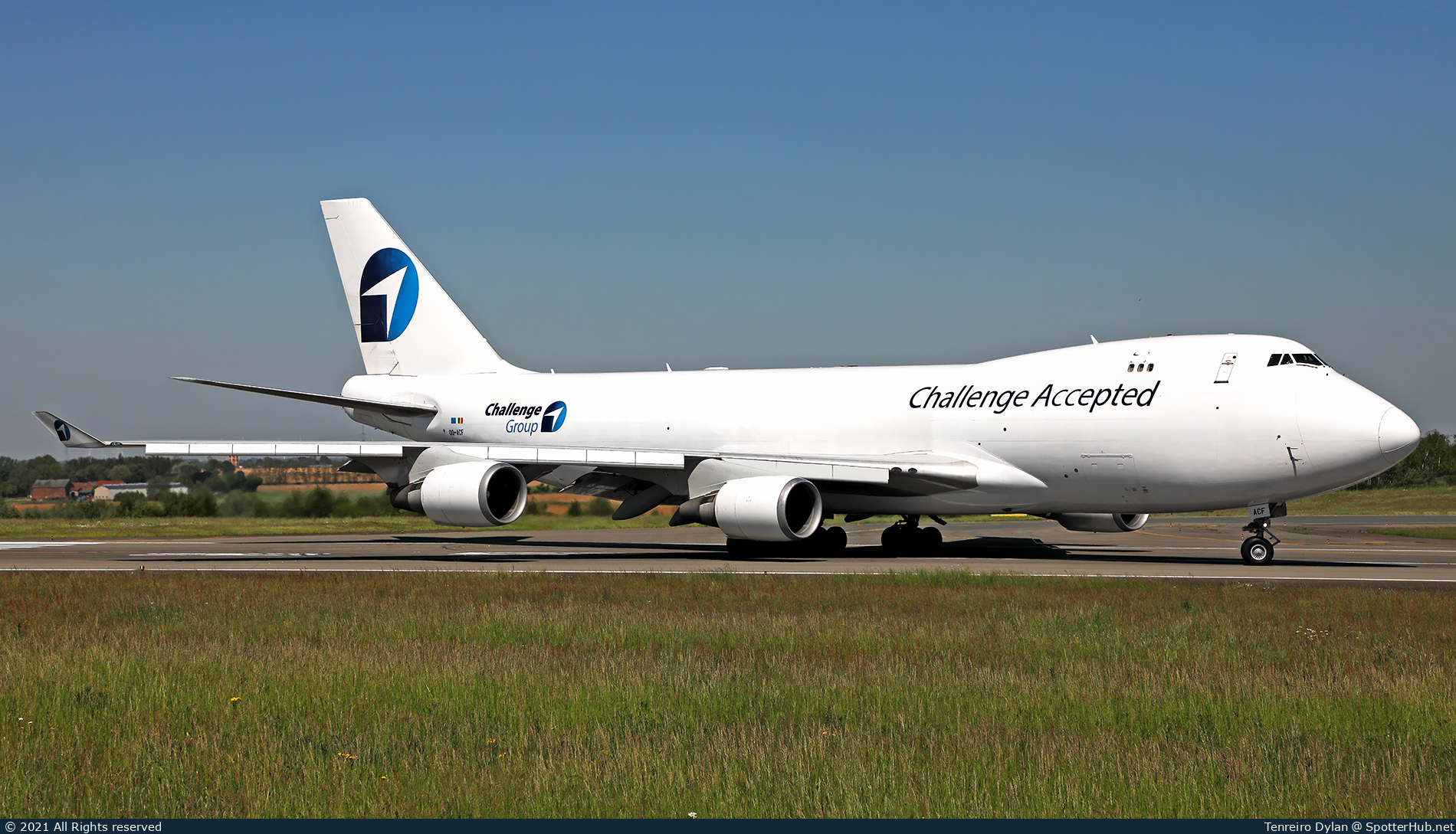 Photo of OO-ACF - Boeing 747-4EVF(ER) operated by Challenge Airlines BE