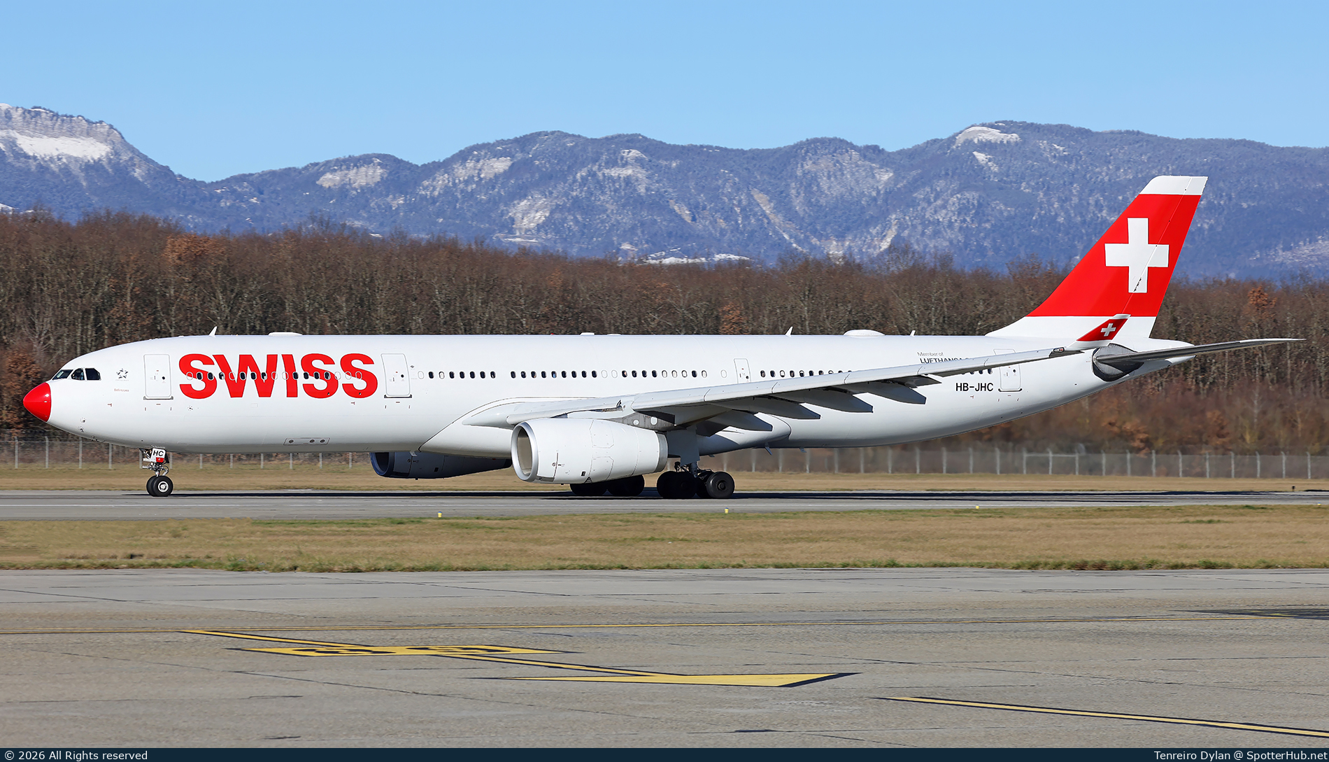Photo of HB-JHC - Airbus A330-343 operated by Swiss International Air Lines