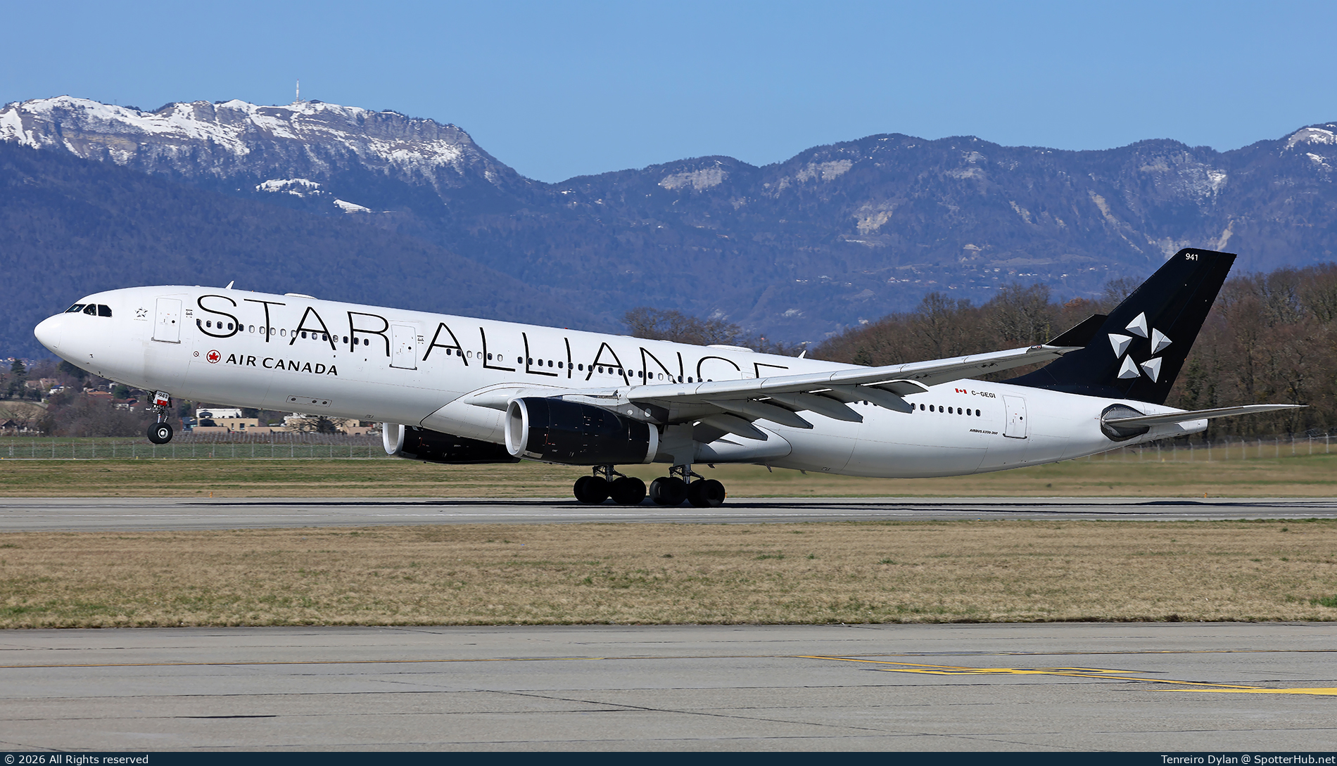 Photo of C-GEGI - Airbus A330-343 operated by Air Canada