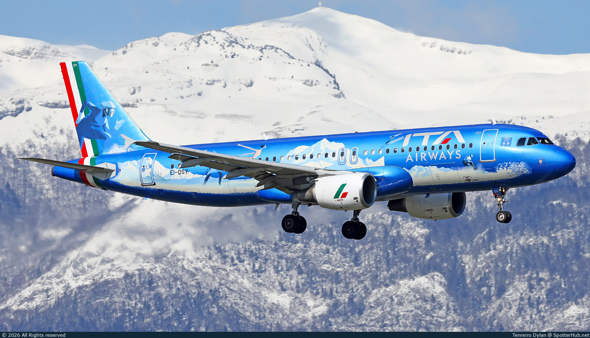 Photo of EI-DSY - Airbus A320-216 operated by ITA Airways