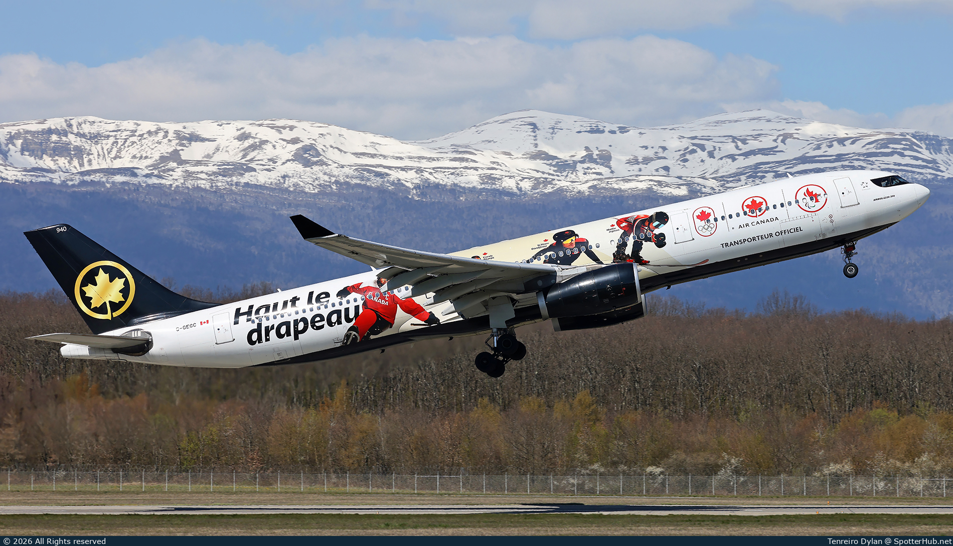 Photo of C-GEGC - Airbus A330-343 operated by Air Canada
