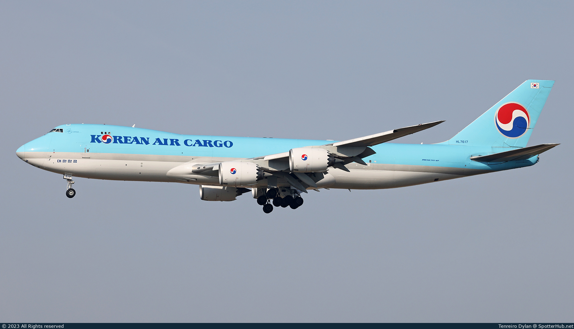 Photo of HL7617 - Boeing 747-8B5F operated by Korean Air Cargo