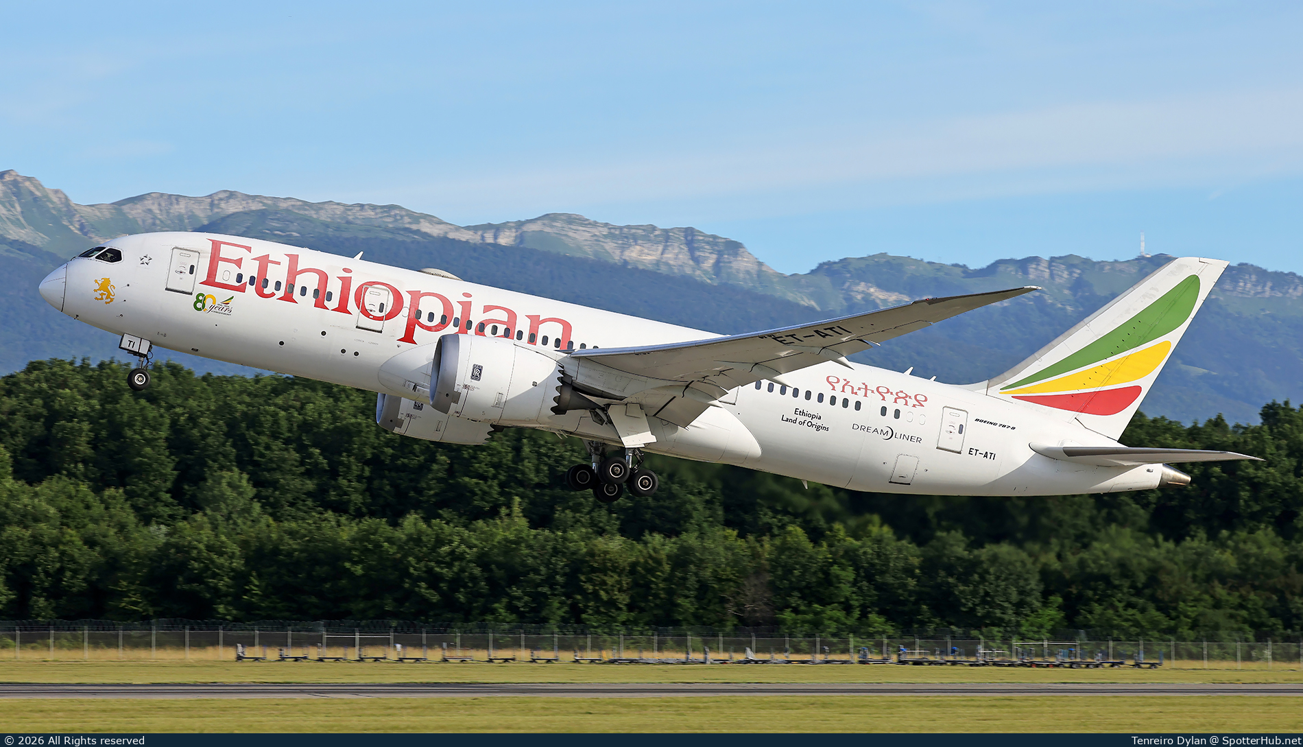 Photo of ET-ATI - Boeing 787-8 Dreamliner operated by Ethiopian Airlines