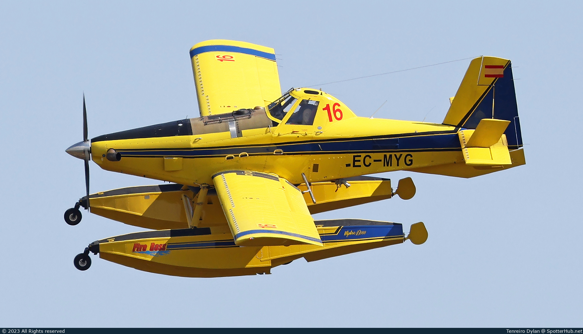 Photo of EC-MYG - Air Tractor AT-802F Fire Boss operated by Avialsa