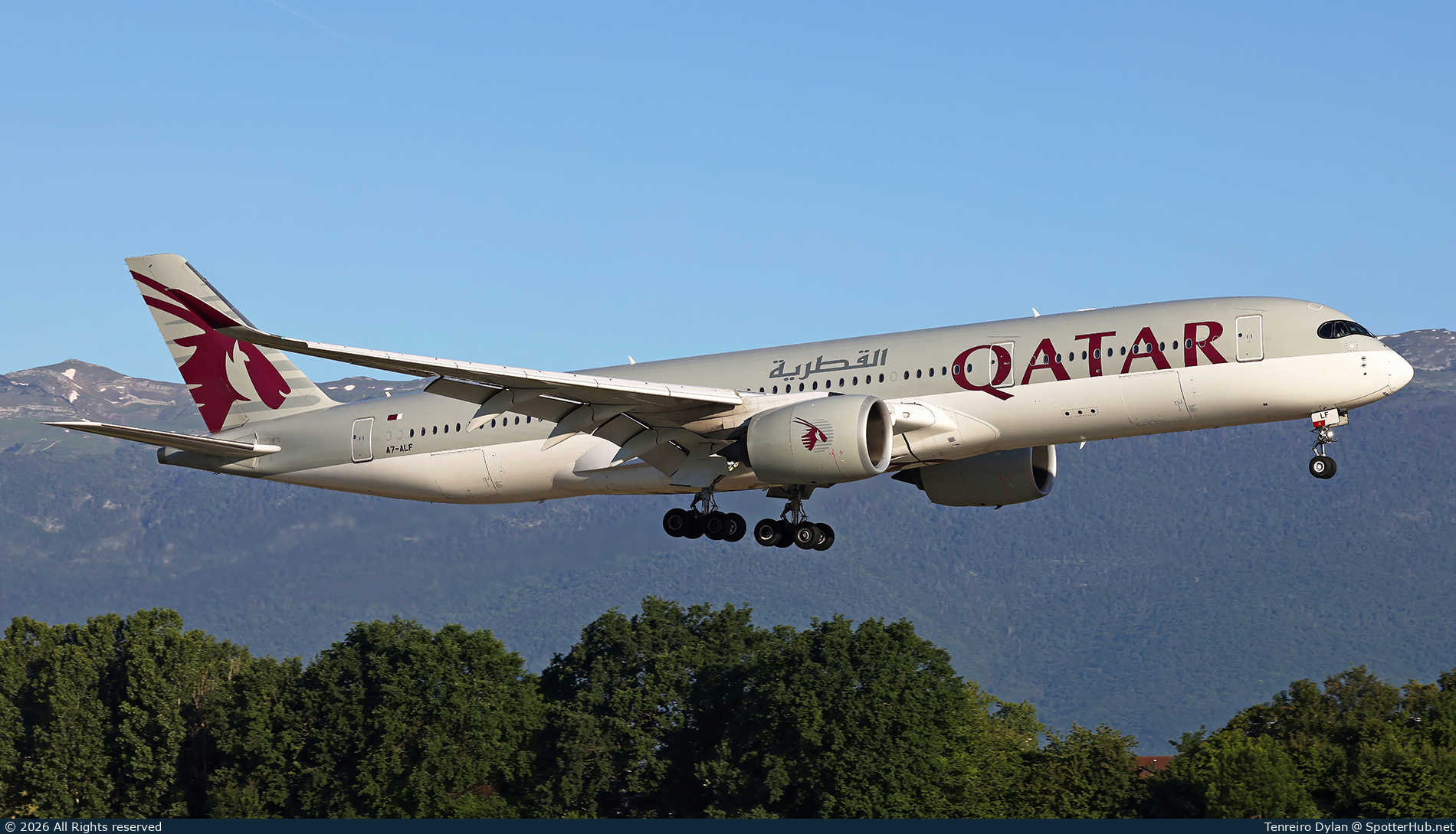 Photo of A7-ALF - Airbus A350-941 operated by Qatar Airways