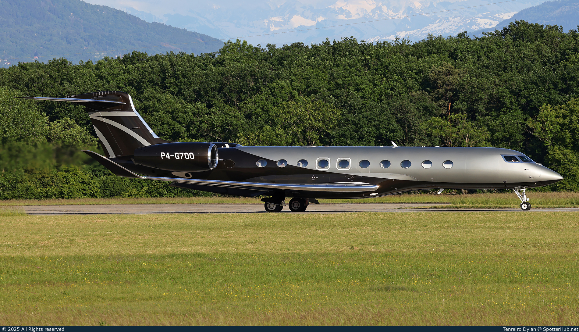 Photo of P4-G7OO - Gulfstream G700 operated by Global Jet Aruba