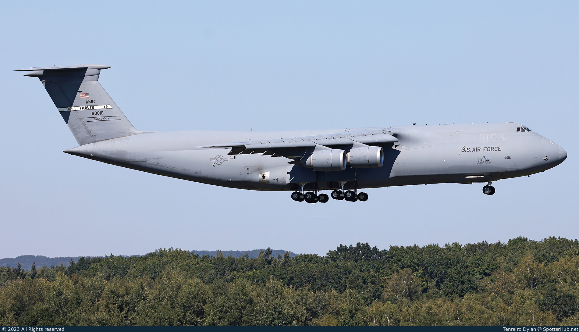 Photo of 86-0016 - Lockheed C-5M Super Galaxy operated by US Air Force