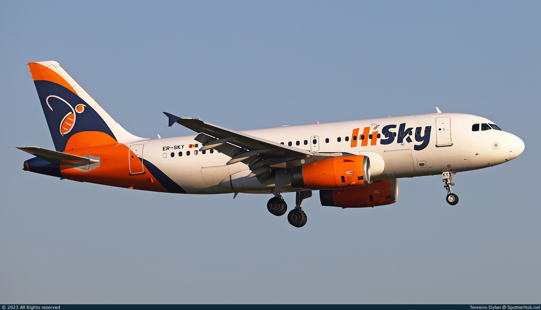 Photo of ER-SKY - Airbus A319-131 operated by HiSky
