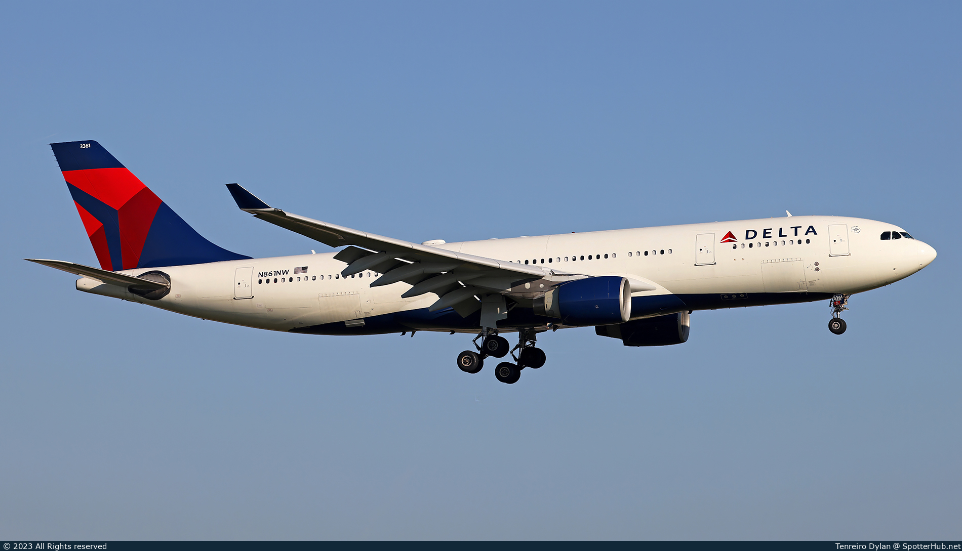 Photo of N861NW - Airbus A330-223 operated by Delta Air Lines