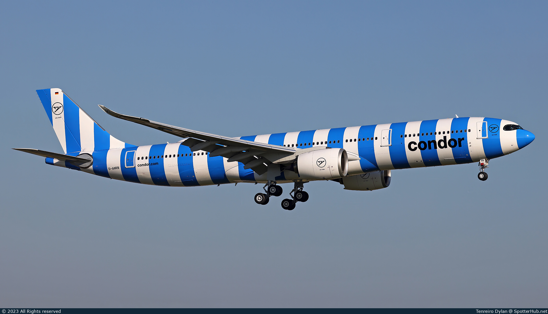 Photo of D-ANRB - Airbus A330-941 operated by Condor