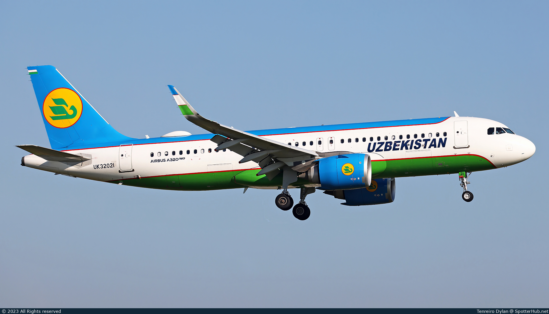 Photo of UK32021 - Airbus A320-251N operated by Uzbekistan Airways