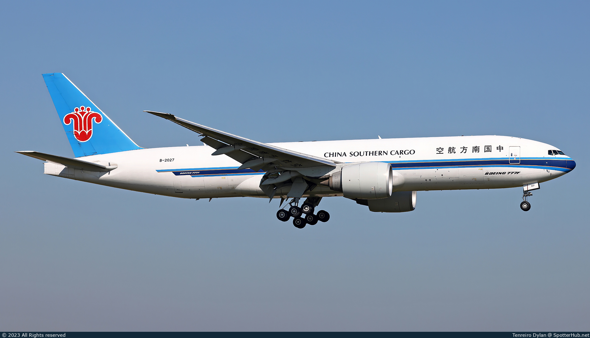 Photo of B-2027 - Boeing 777-F1B operated by China Southern Cargo