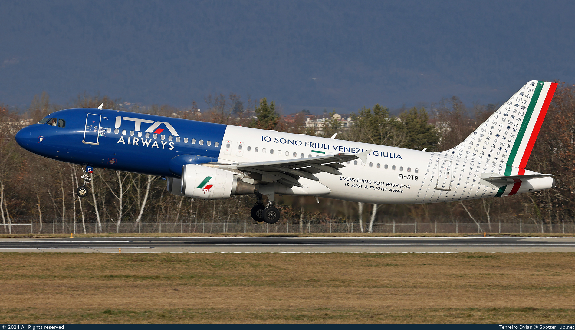 Photo of EI-DTG - Airbus A320-216 operated by ITA Airways