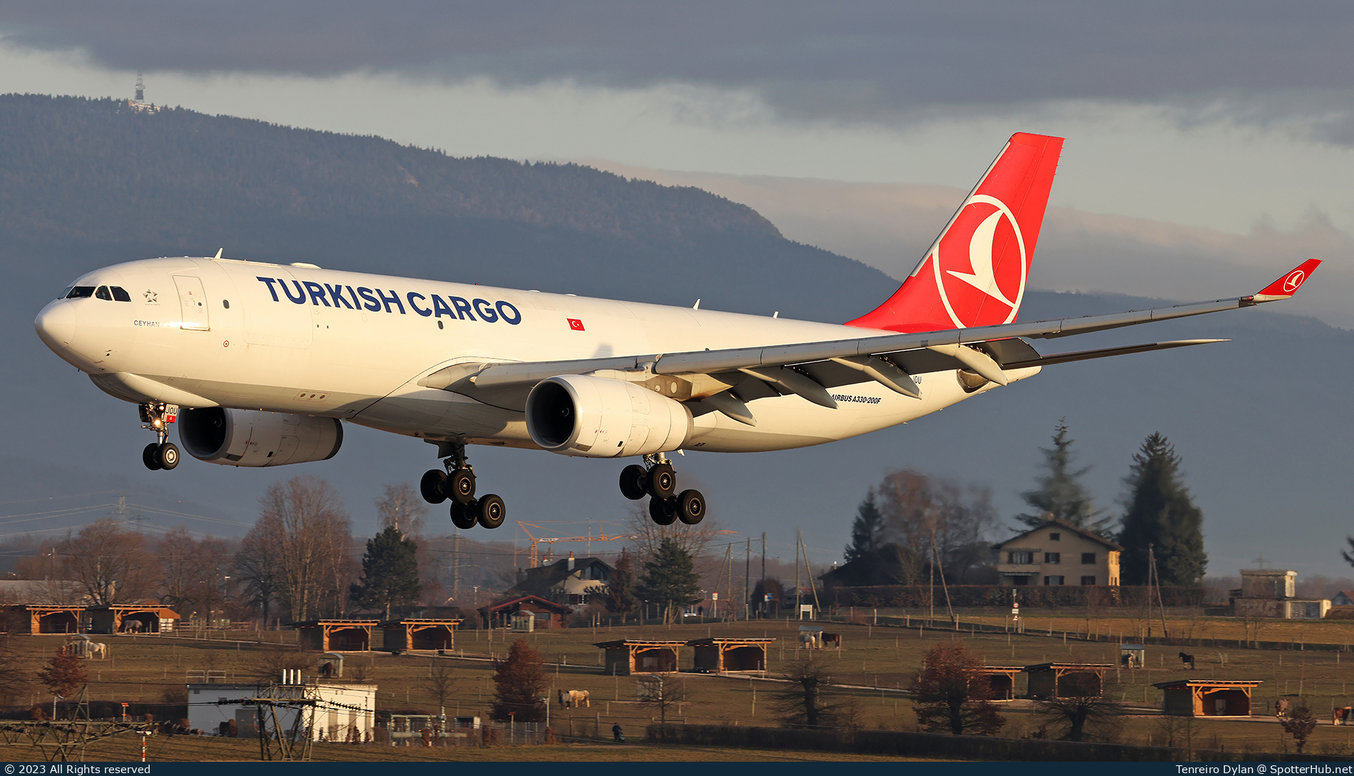 Photo of TC-JOU - Airbus A330-243F operated by Turkish Airlines Cargo