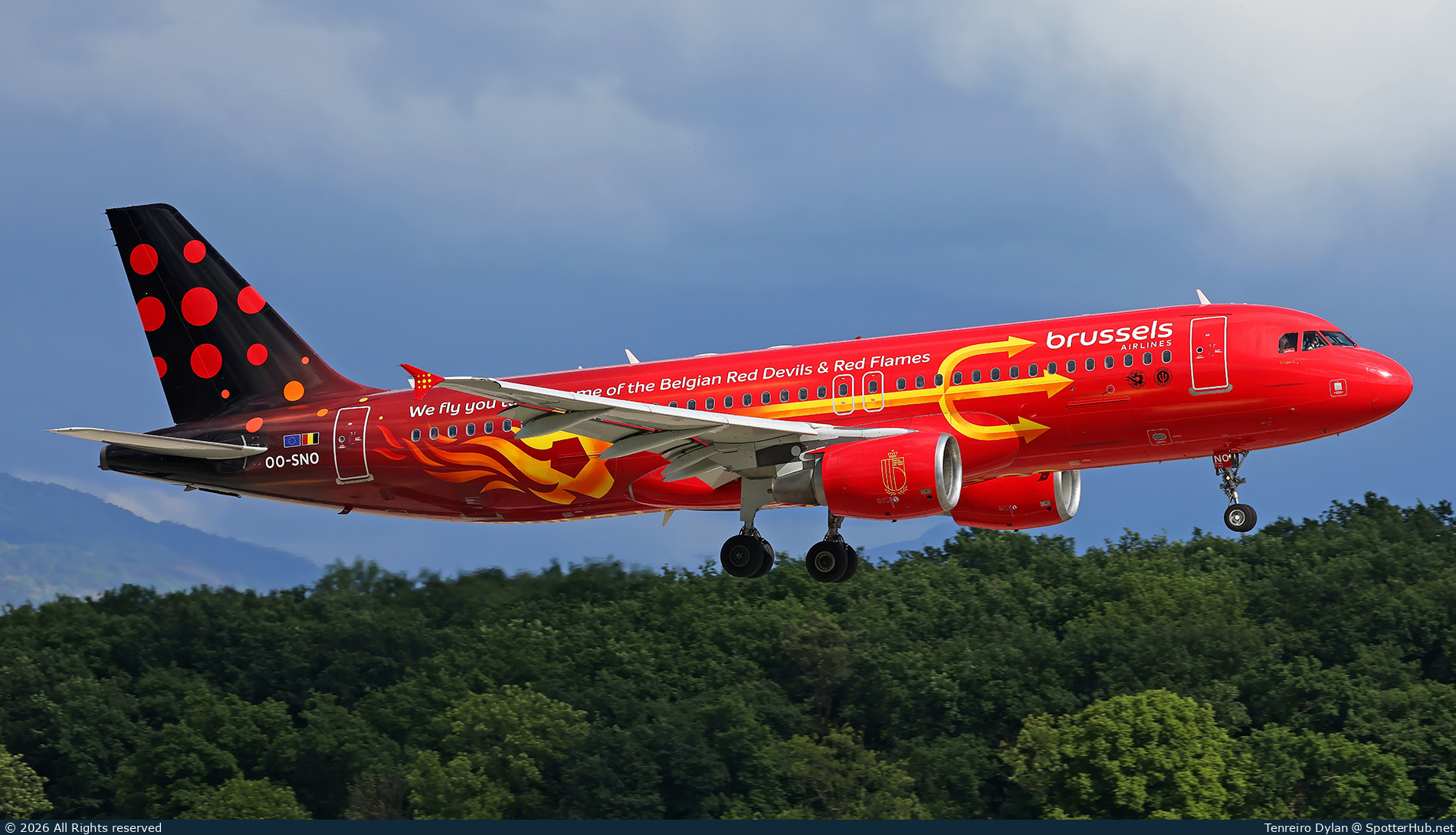 Photo of OO-SNO - Airbus A320-214 operated by Brussels Airlines