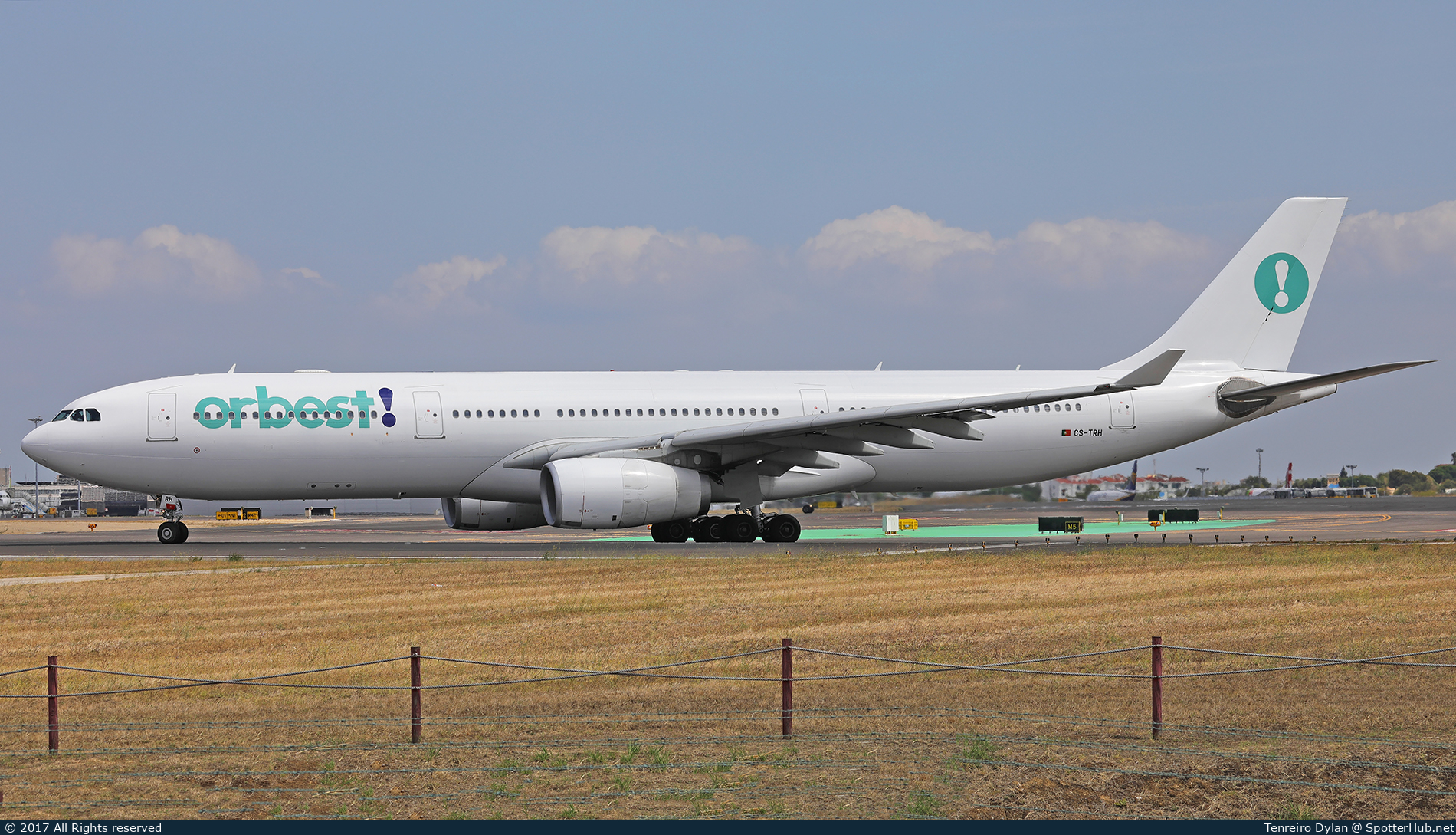 Photo of CS-TRH - Airbus A330-343 operated by Orbest Airlines