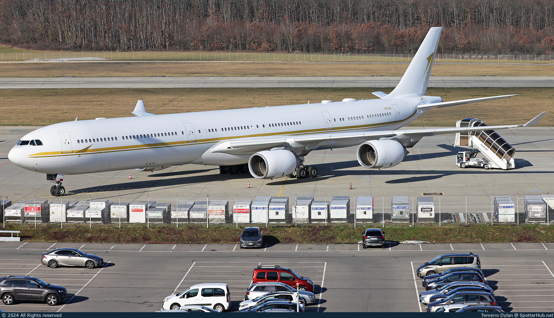 Photo of HZ-SKY - Airbus A340-642 operated by Alpha Star Aviation Services