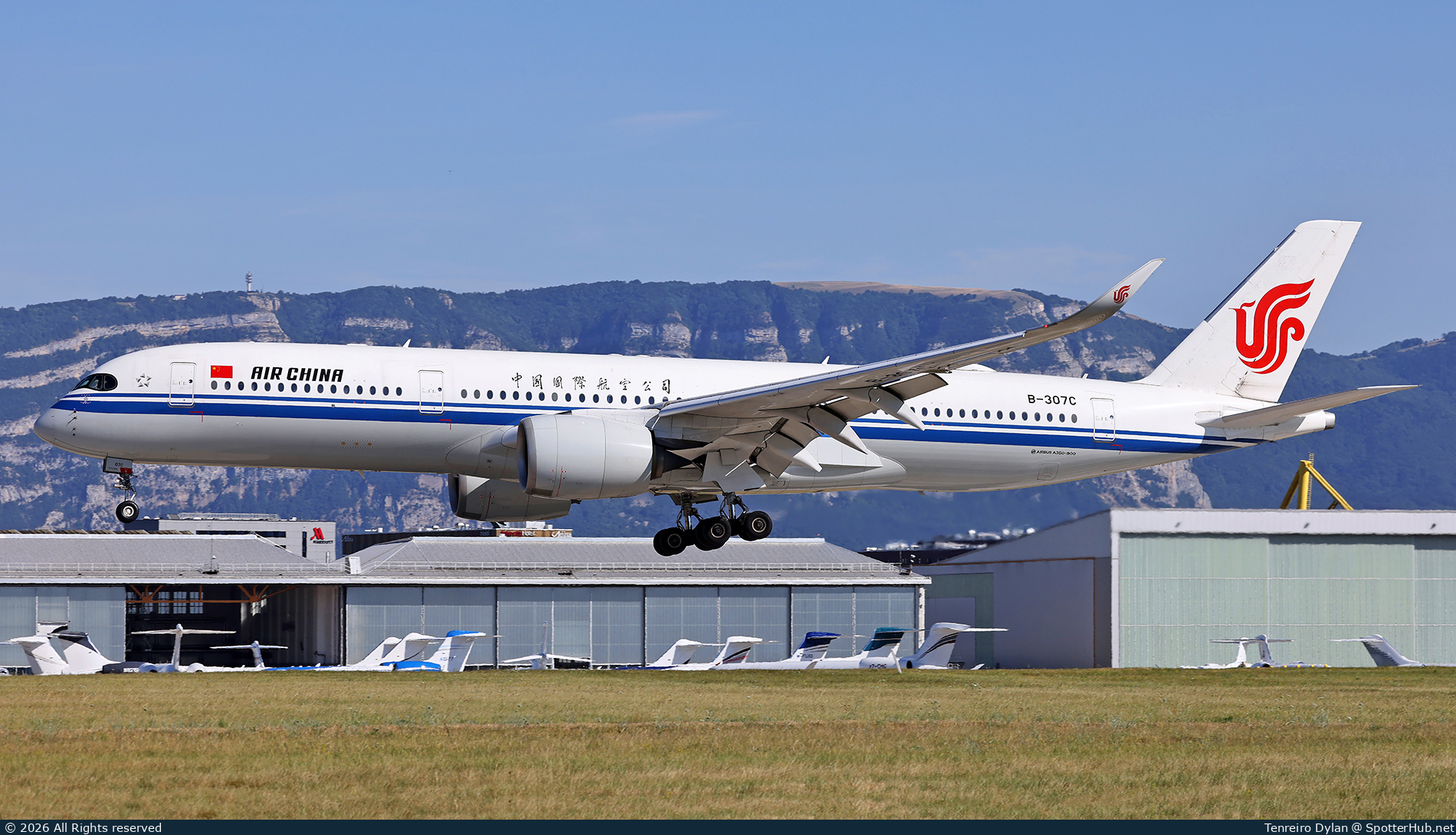 Photo of B-307C - Airbus A350-941 operated by Air China