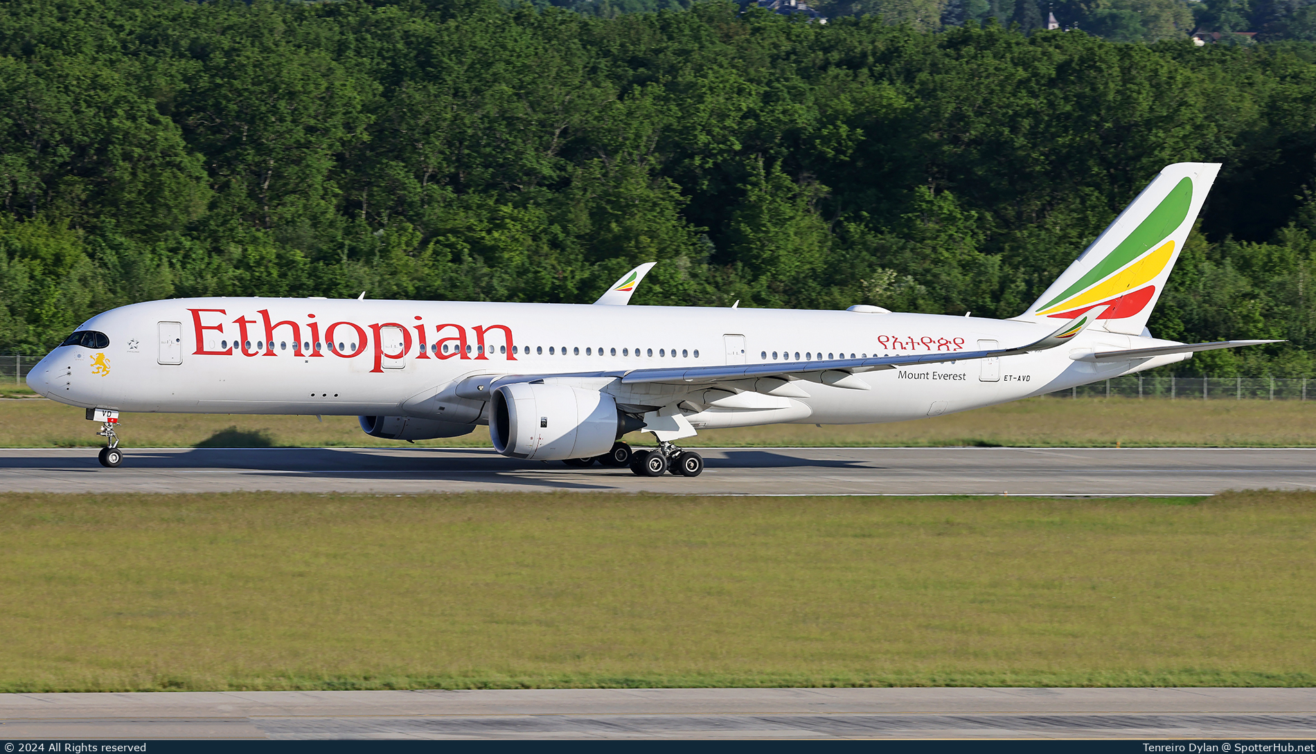 Photo of ET-AVD - Airbus A350-941 operated by Ethiopian Airlines