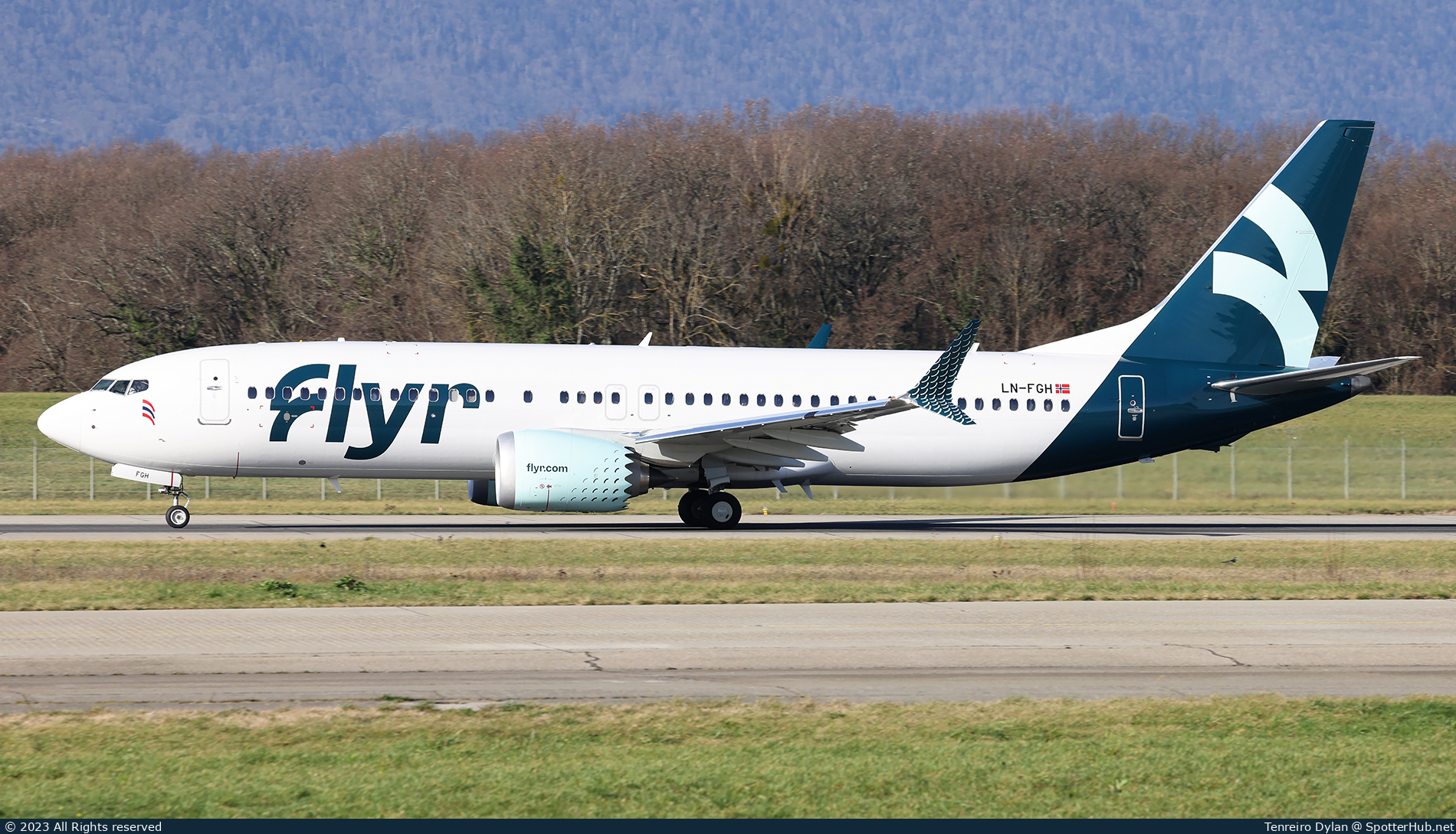 Photo of LN-FGH - Boeing 737 MAX 8 operated by Flyr