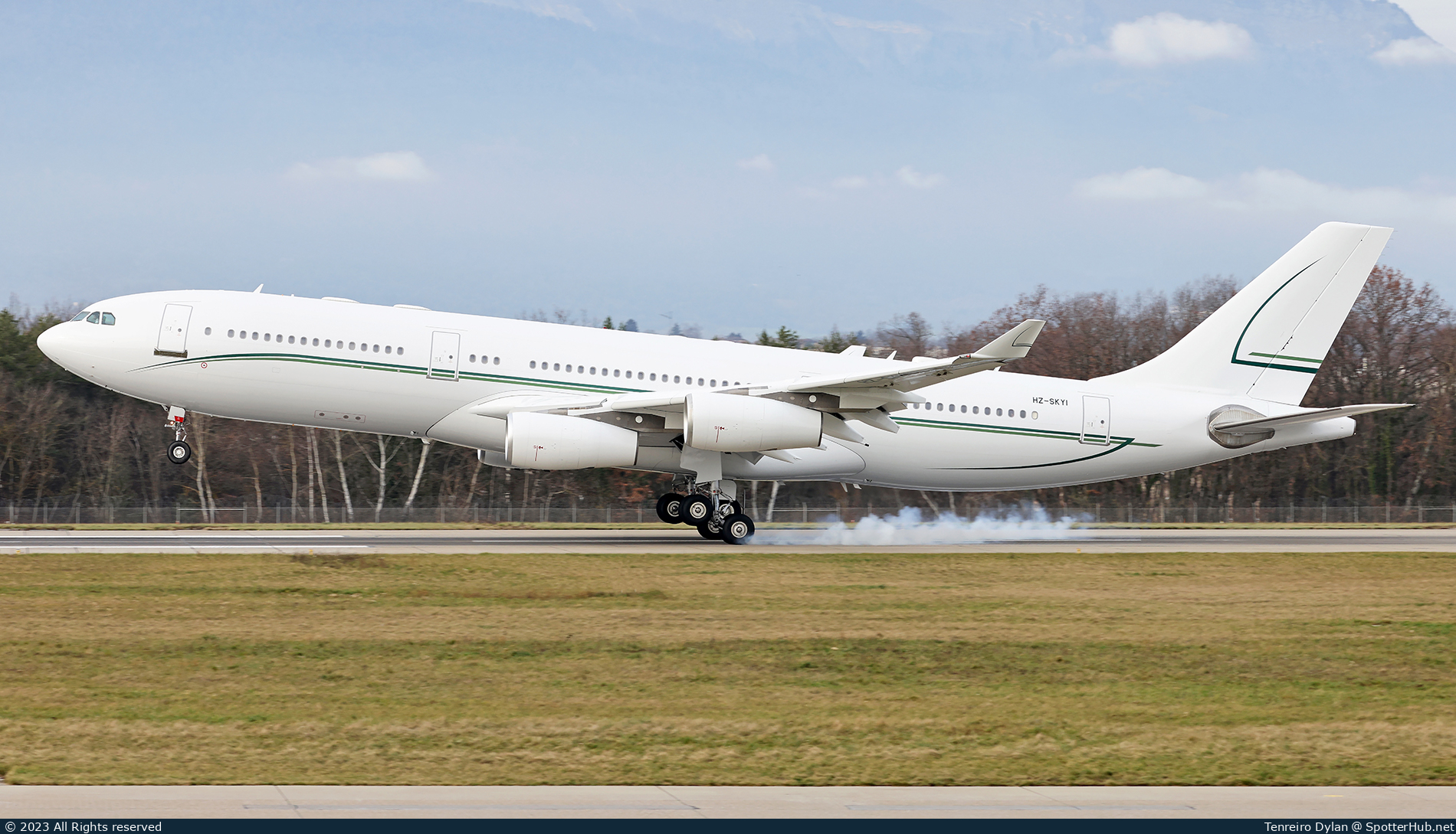 Photo of HZ-SKY1 - Airbus A340-212 operated by Alpha Star Aviation Services