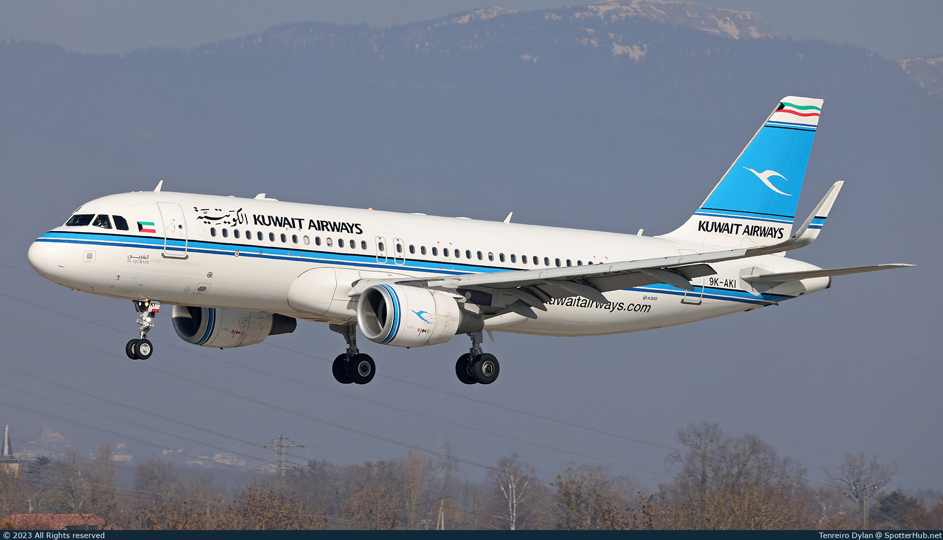 Photo of 9K-AKI - Airbus A320-214 operated by Kuwait Airways