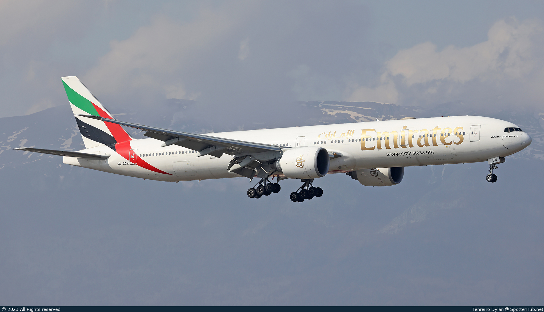 Photo of A6-EQH - Boeing 777-31H(ER) operated by Emirates