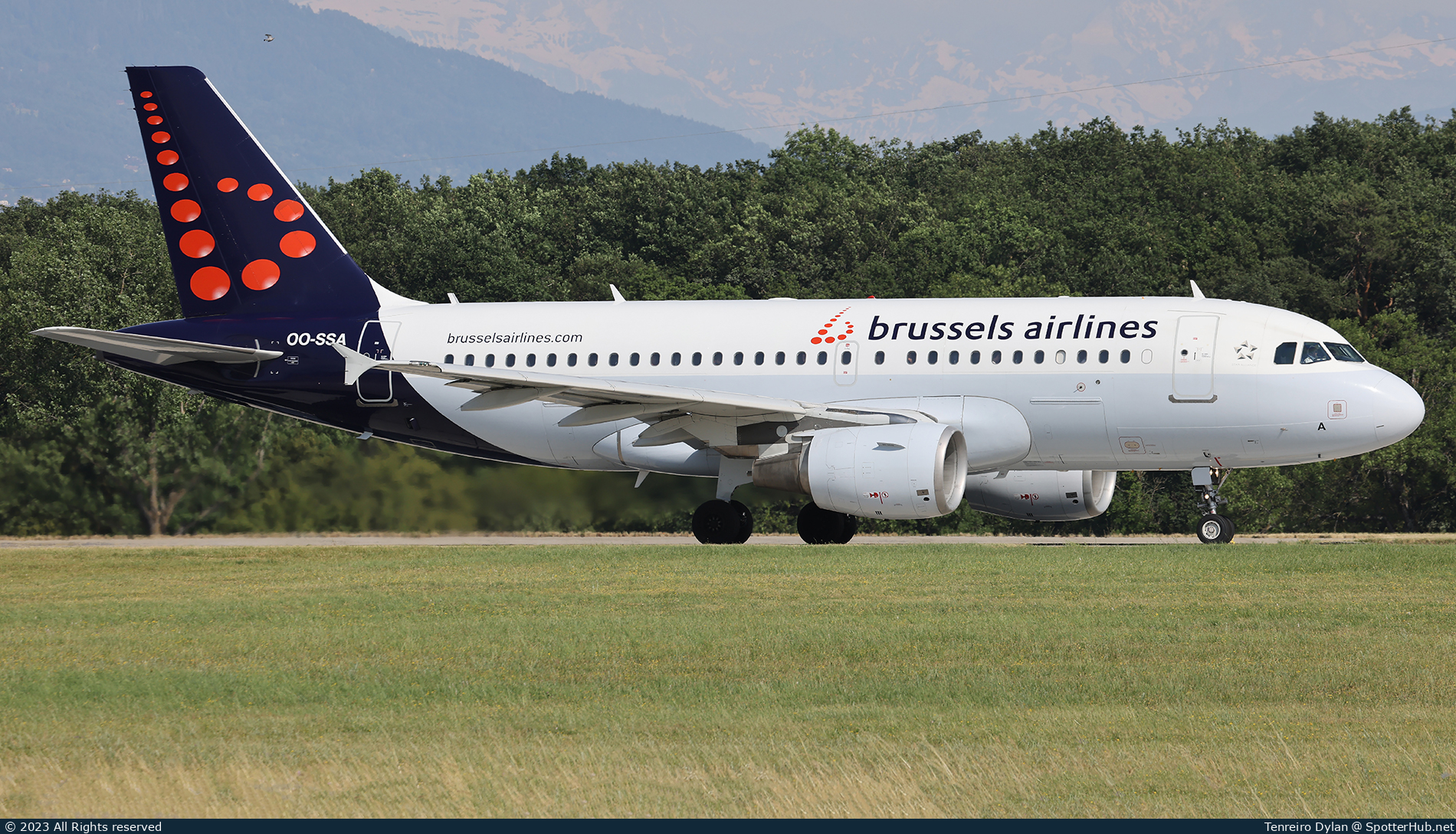 Photo of OO-SSA - Airbus A319-111 operated by Brussels Airlines