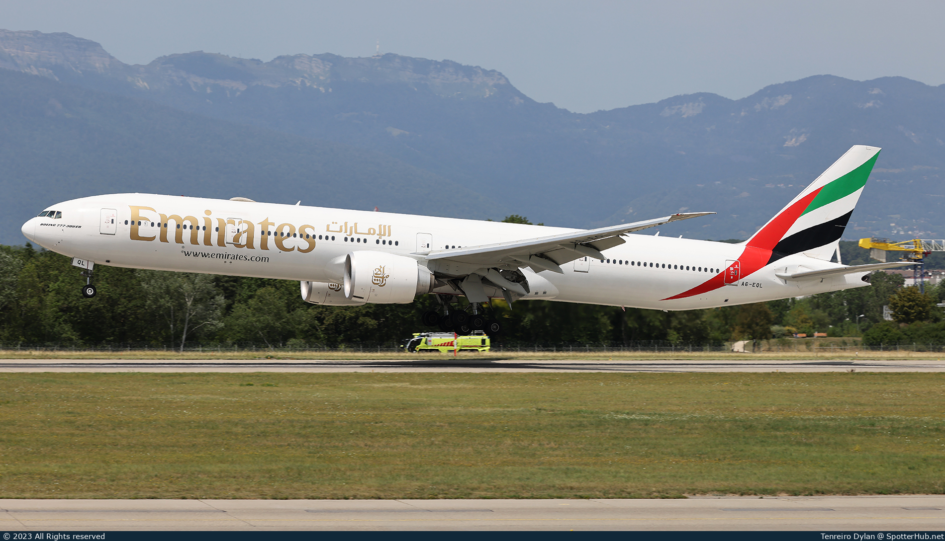 Photo of A6-EQL - Boeing 777-31H(ER) operated by Emirates