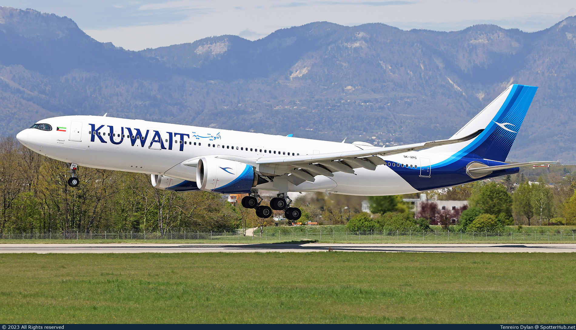 Photo of 9K-APG - Airbus A330-841 operated by Kuwait Airways