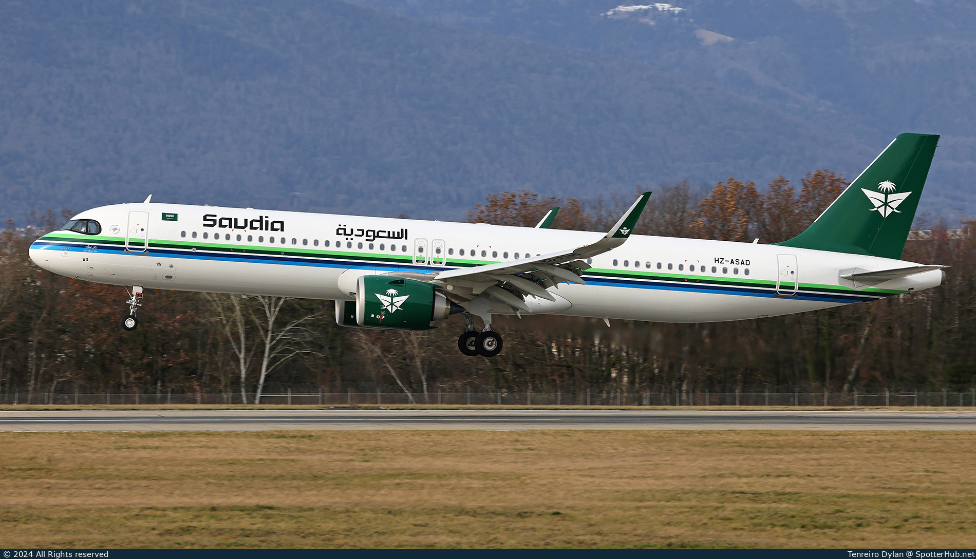 Photo of HZ-ASAD - Airbus A321-251NX operated by Saudia