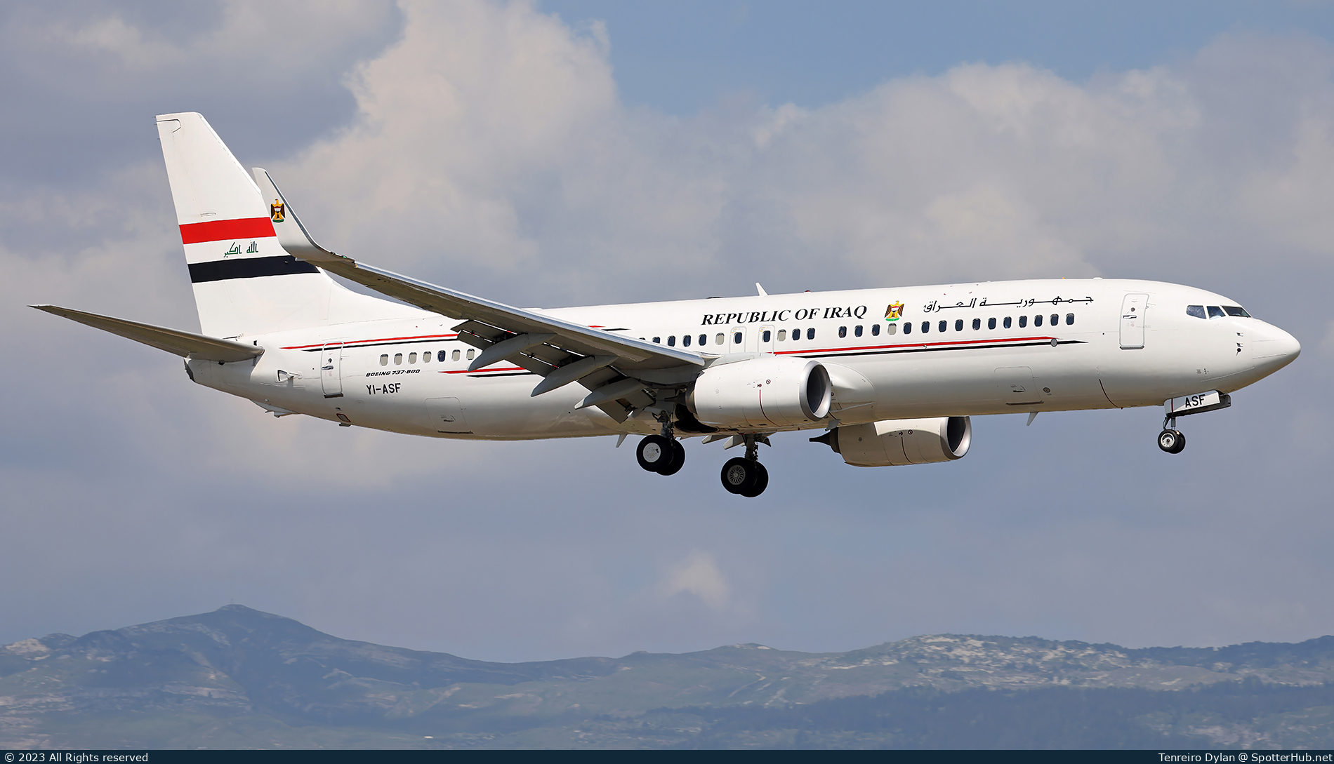 Photo of YI-ASF - Boeing 737-81Z operated by Government of Iraq