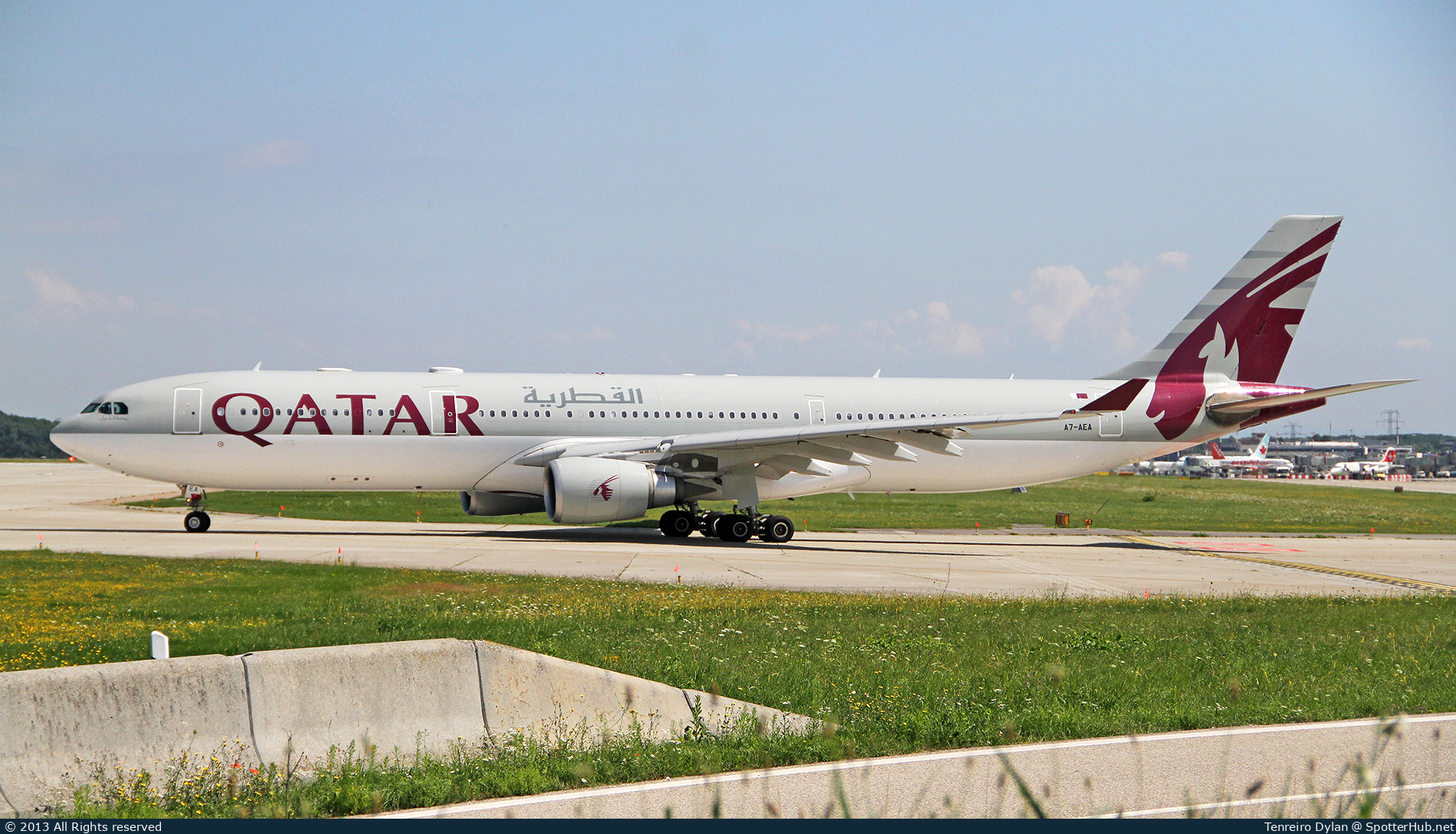 Photo of A7-AEA - Airbus A330-302 operated by Qatar Airways