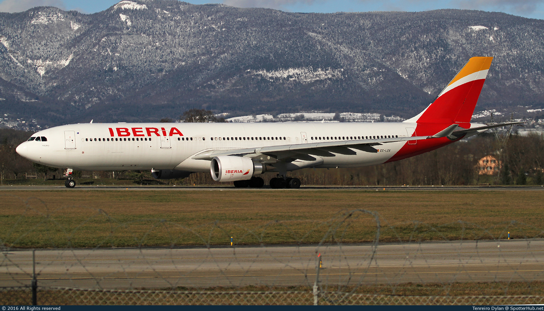 Photo of EC-LZX - Airbus A330-302 operated by Iberia