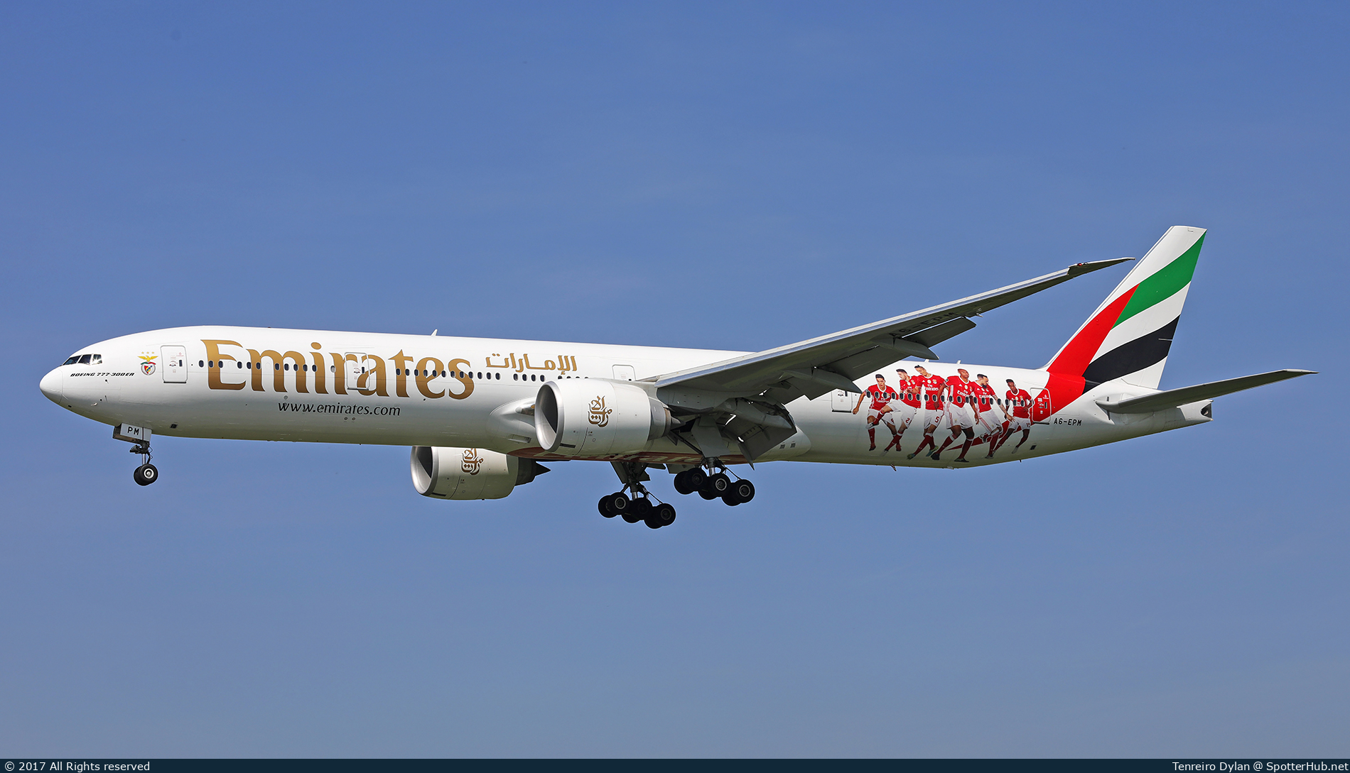 Photo of A6-EPM - Boeing 777-31H(ER) operated by Emirates
