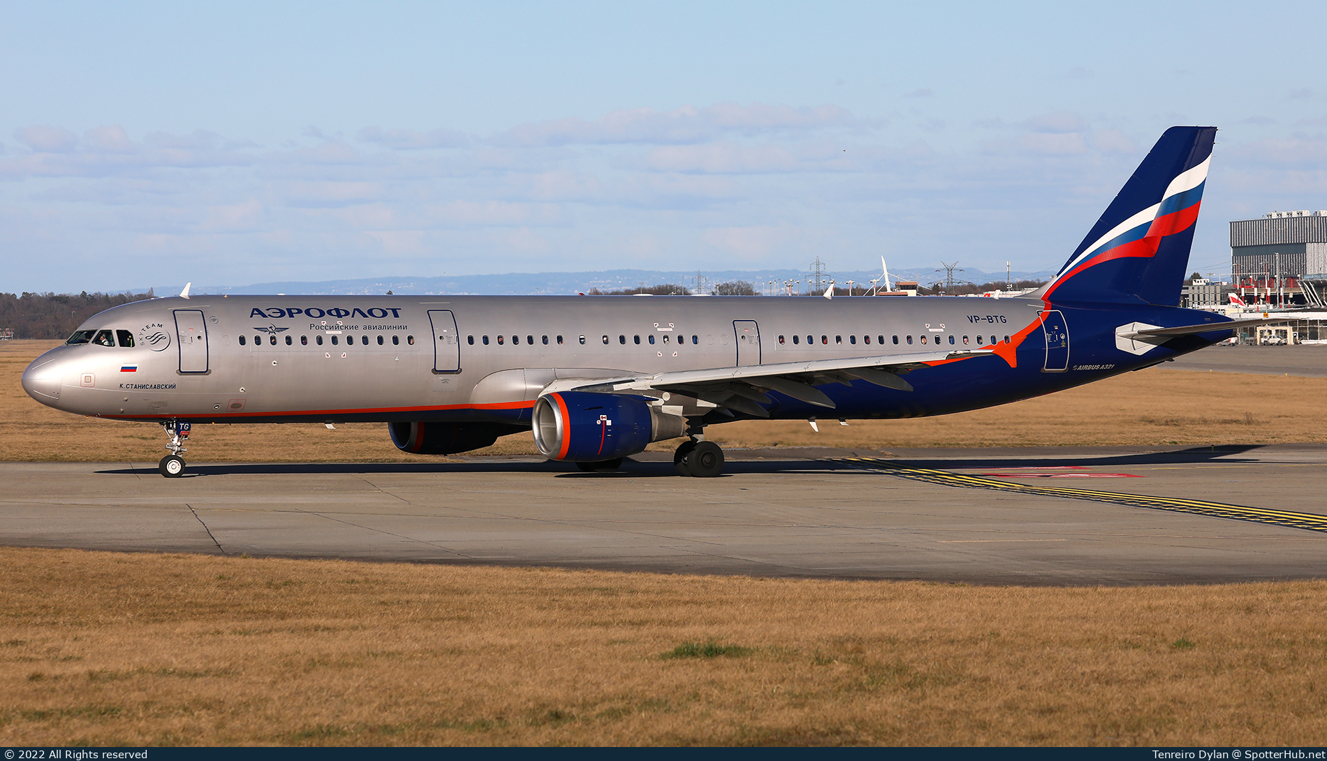 Photo of VP-BTG - Airbus A321-211 operated by Aeroflot