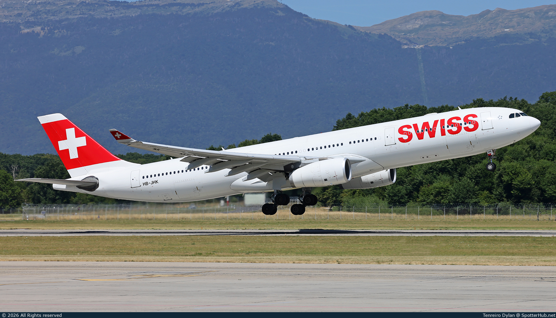 Photo of HB-JHK - Airbus A330-343 operated by Swiss International Air Lines