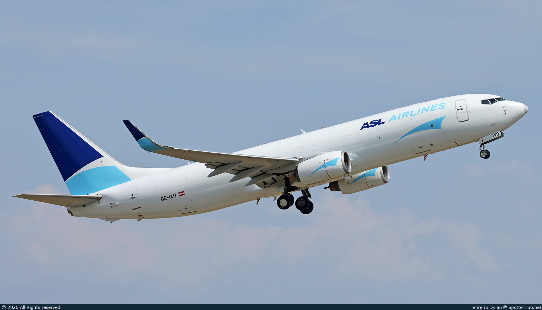 Photo of OE-IXO - Boeing 737-808(BCF) operated by ASL Airlines Belgium