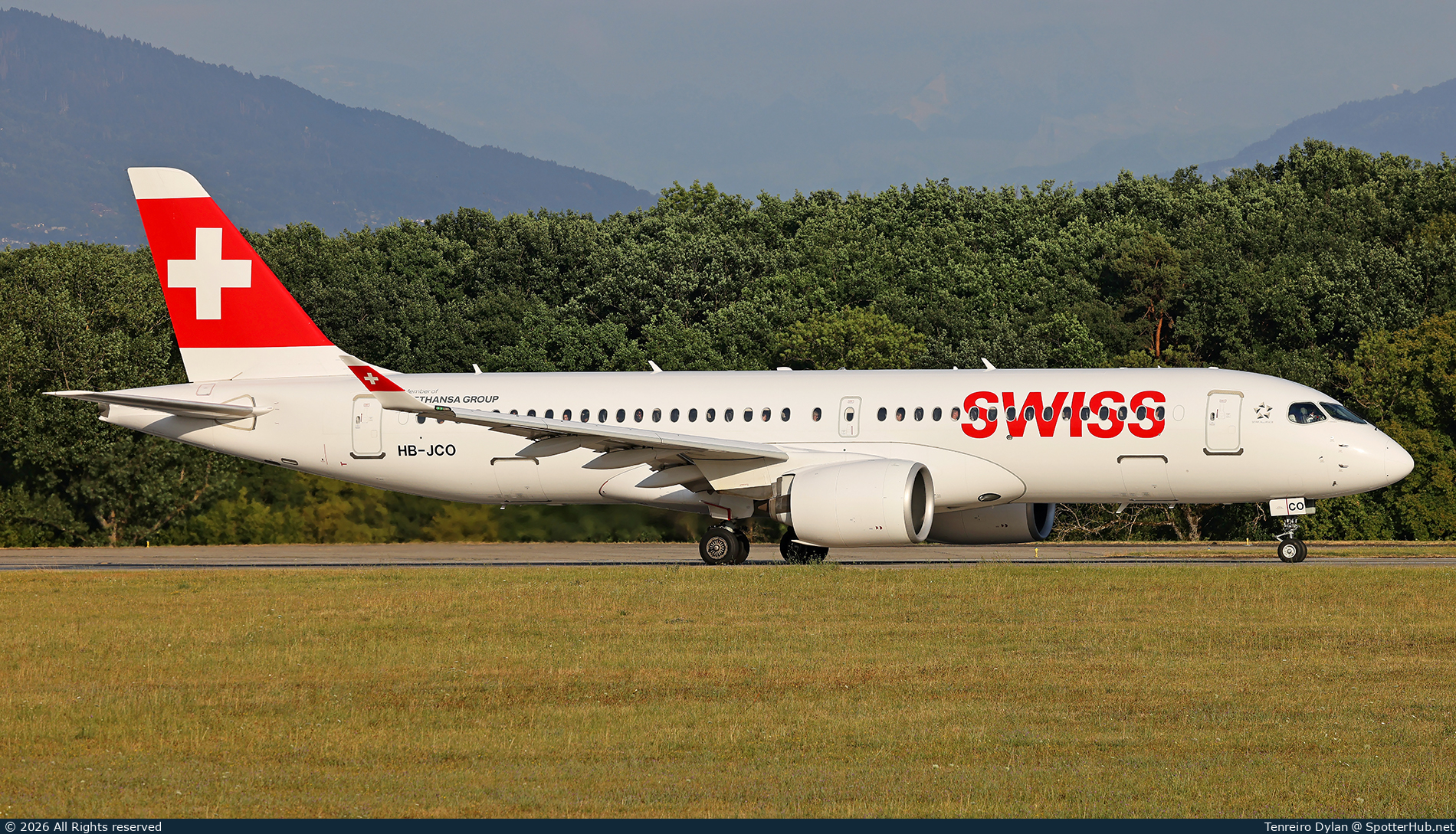 Photo of HB-JCO - Airbus A220-300 operated by Swiss International Air Lines