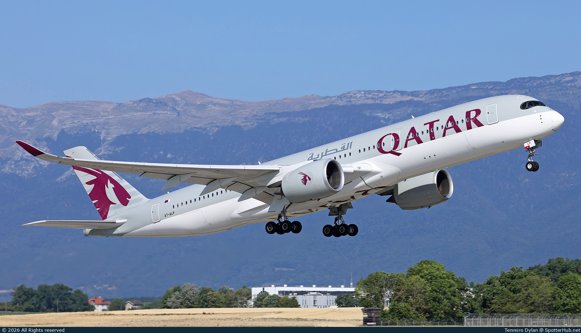 Photo of A7-ALP - Airbus A350-941 operated by Qatar Airways