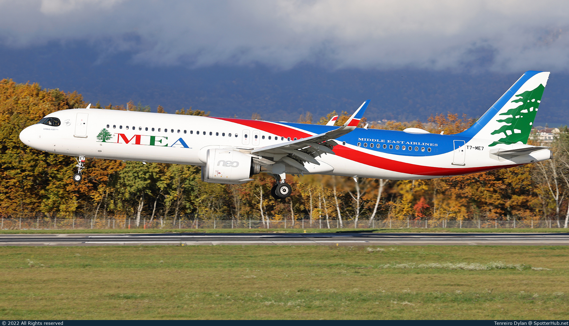 Photo of T7-ME7 - Airbus A321-271NX operated by MEA Middle East Airlines