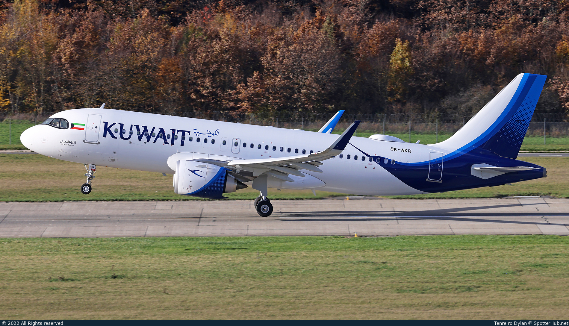 Photo of 9K-AKR - Airbus A320-251N operated by Kuwait Airways