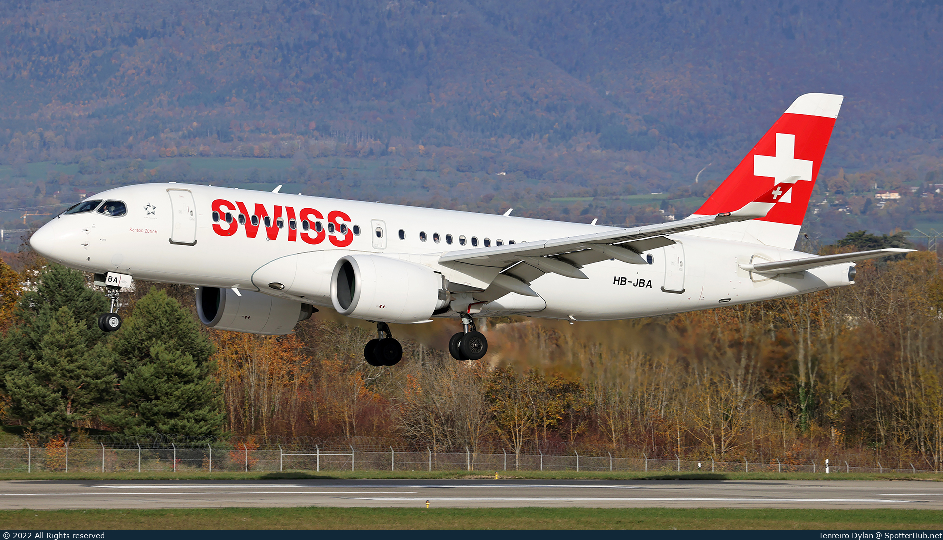 Photo of HB-JBA - Airbus A220-100 operated by Swiss International Air Lines