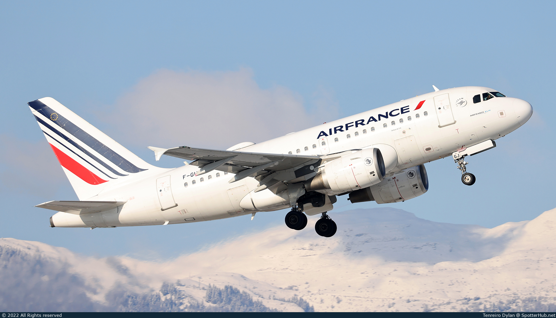 Photo of F-GUGJ - Airbus A318-111 operated by Air France