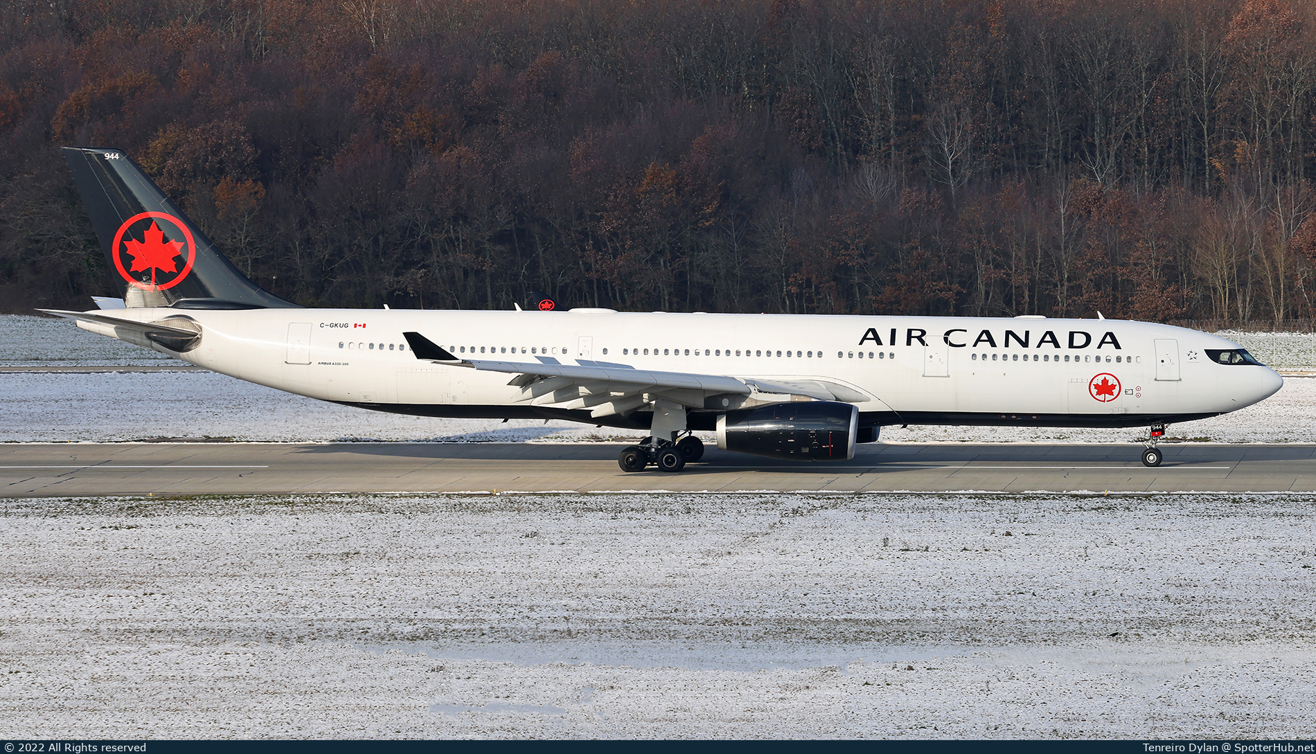 Photo of C-GKUG - Airbus A330-343 operated by Air Canada